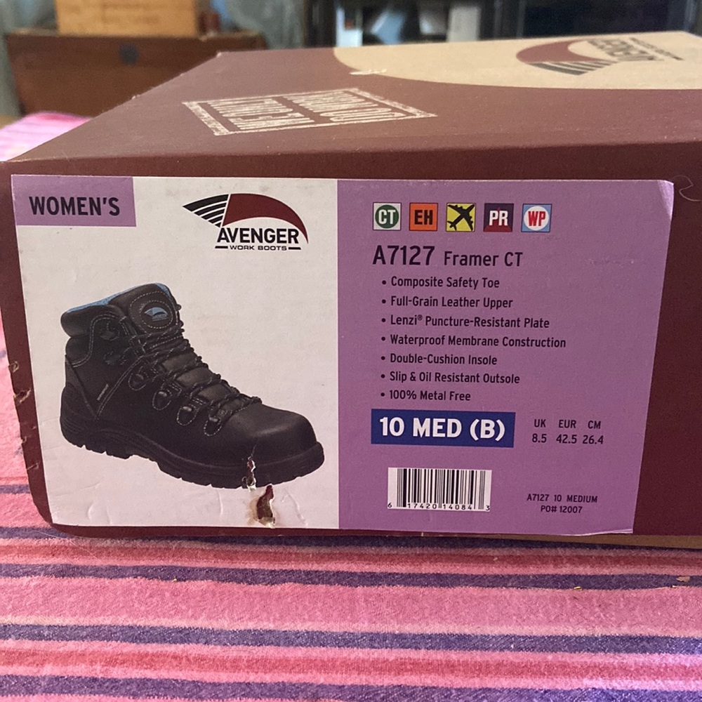 Women's Avenger 6" Framer Composite Toe Waterproof Boots size 10